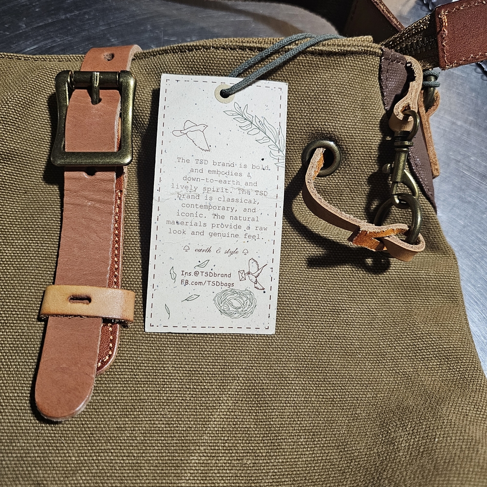 TSD Brand Redwood Canvas Shoulder Bag Crossbody - Picture 4 of 9